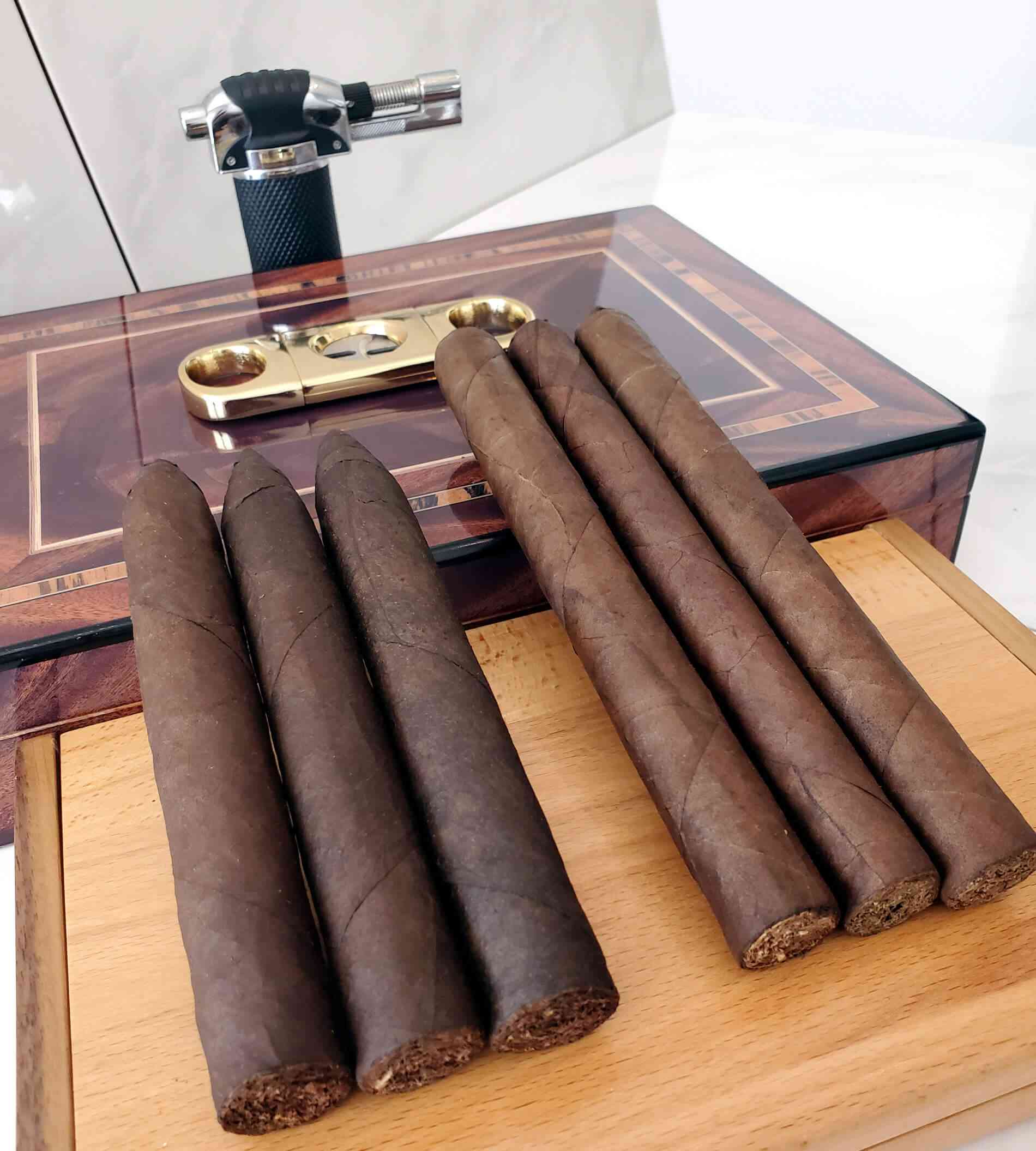 standard-premium-maduro-custom-cigars