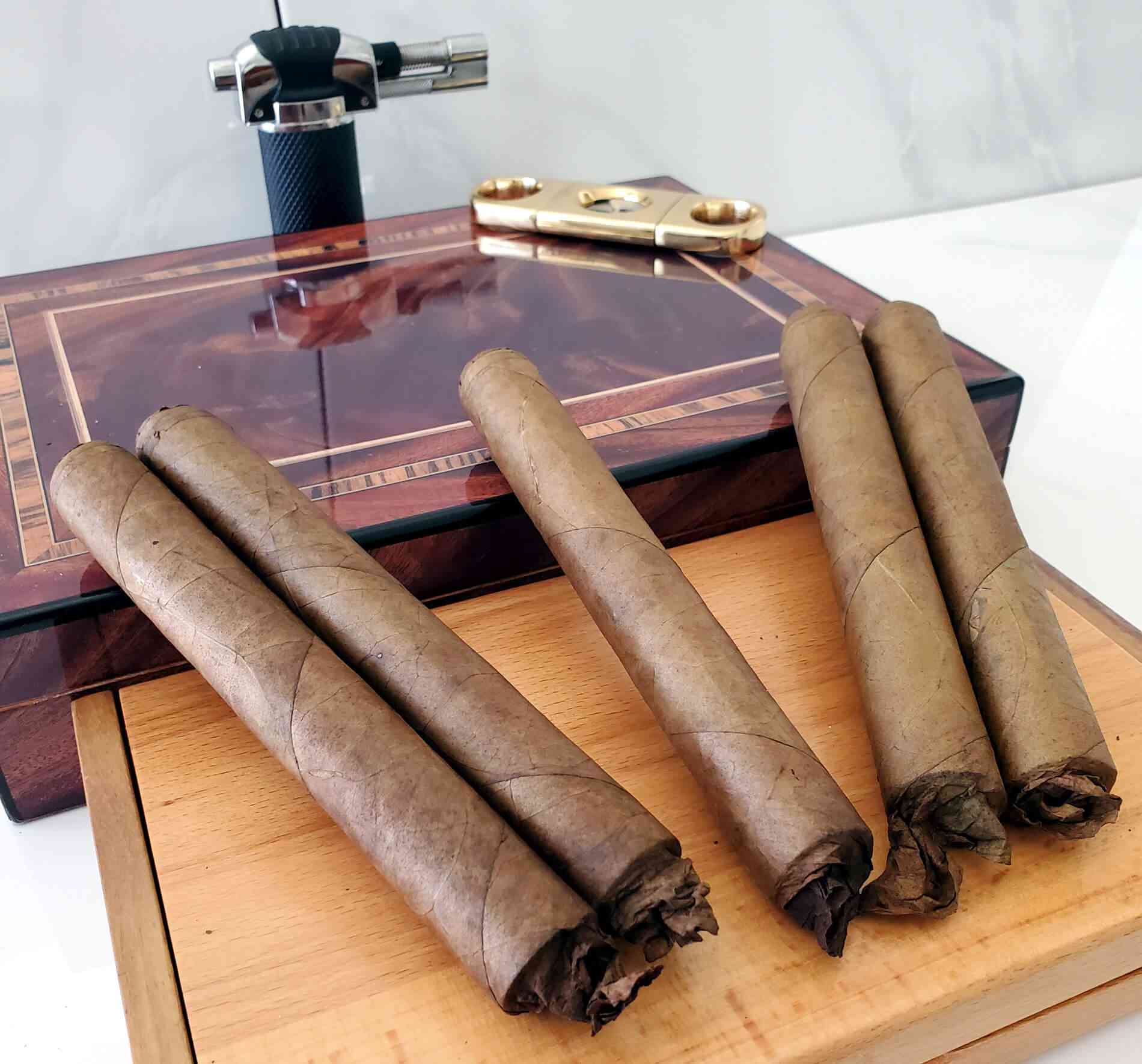 super-premium-cameroon-pesonalized-cigars