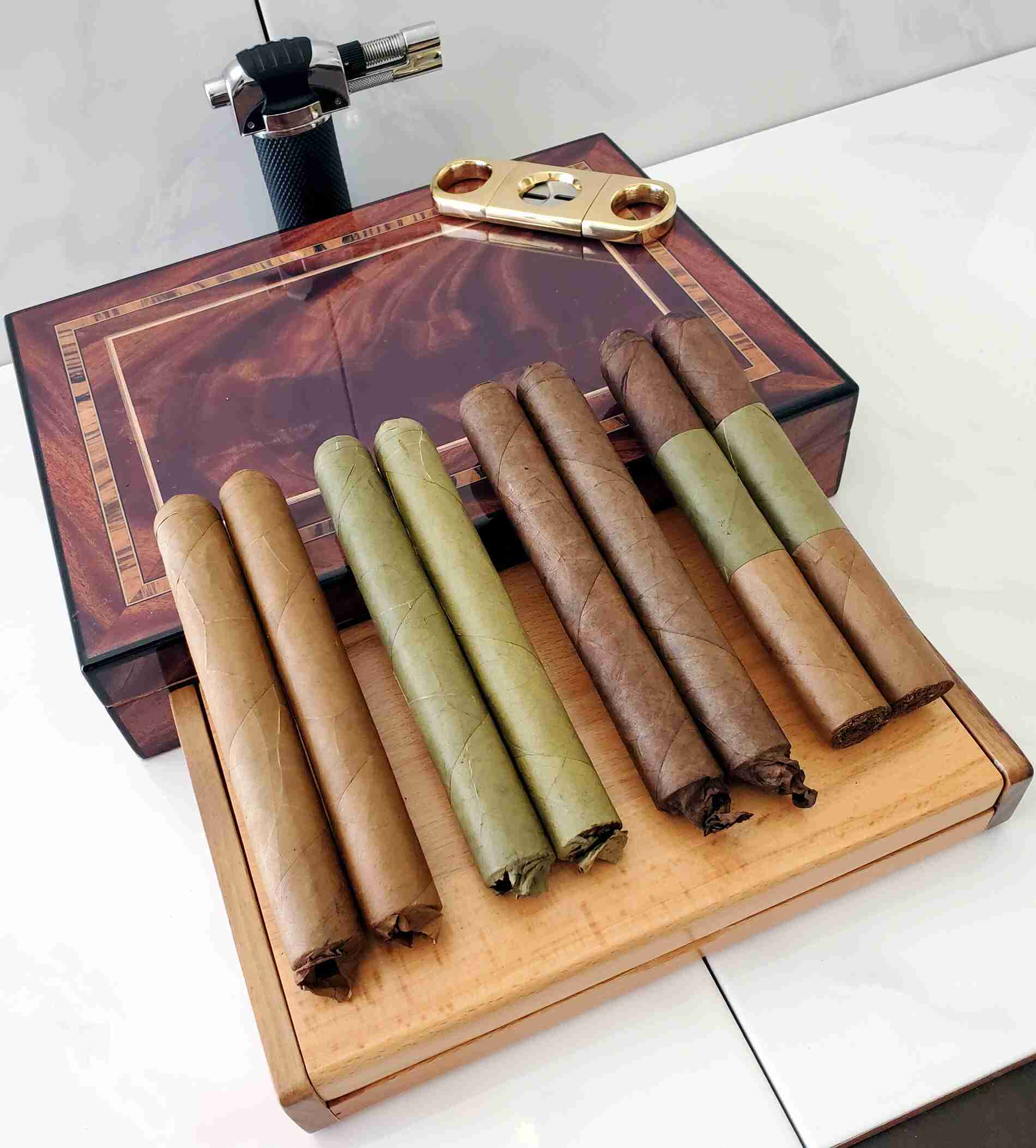 super-premium-personalized-cigars